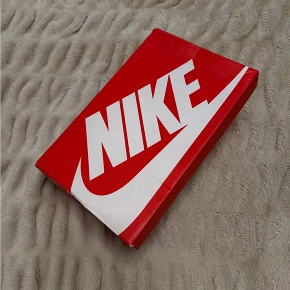 Nike dunk low - size 7.5 - Picture 7 of 7